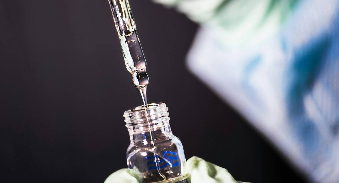 Eli Lilly and Insilico Medicine have signed a global research and licensing deal worth up to $2.75 billion.